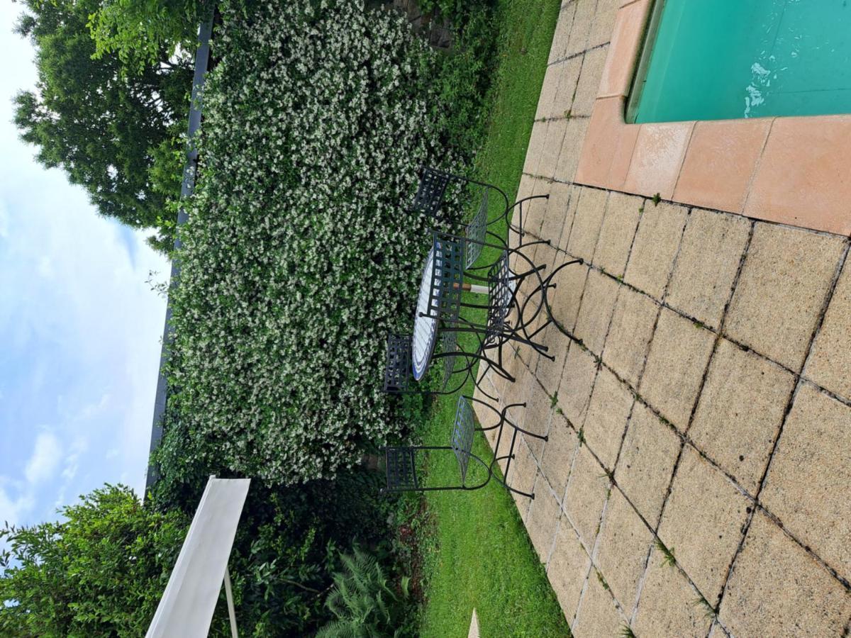 Bed and Breakfast La Morgiane Saint-Germain-les-Vergnes Екстер'єр фото